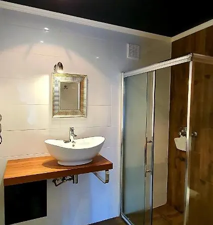 Dahara-aneks Kuchenny (adults Only) ベッド・アンド・ブレックファスト