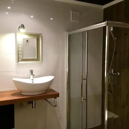 Dahara-aneks Kuchenny (adults Only) ベッド・アンド・ブレックファスト 3*